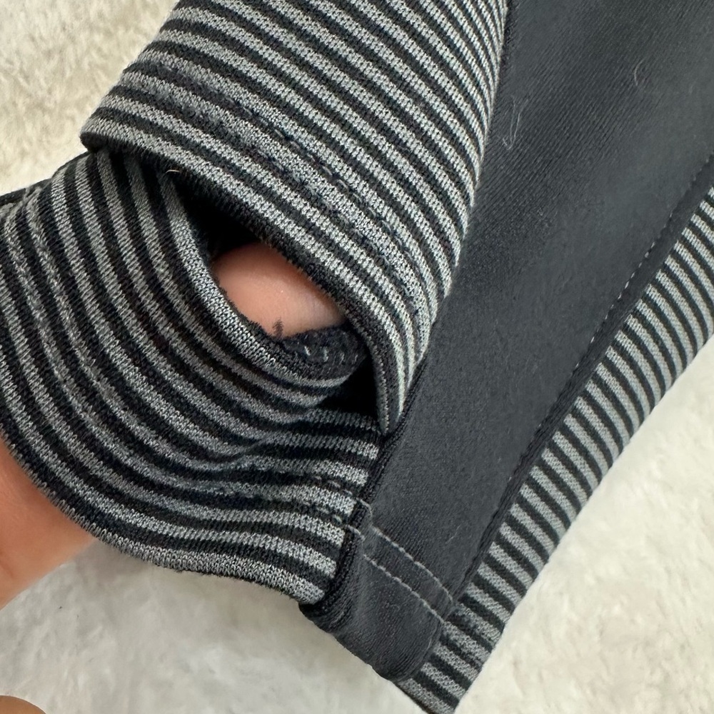 Athleta Black and Gray Stripes Sweatshirt With Zipper Pockets Run Gym Size L - Picture 8 of 14